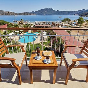 Fi Light Solto Boutique Beach Hotel